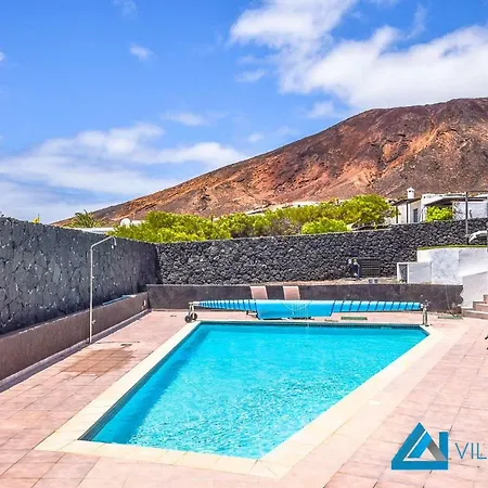 Vista Laderas Villa *